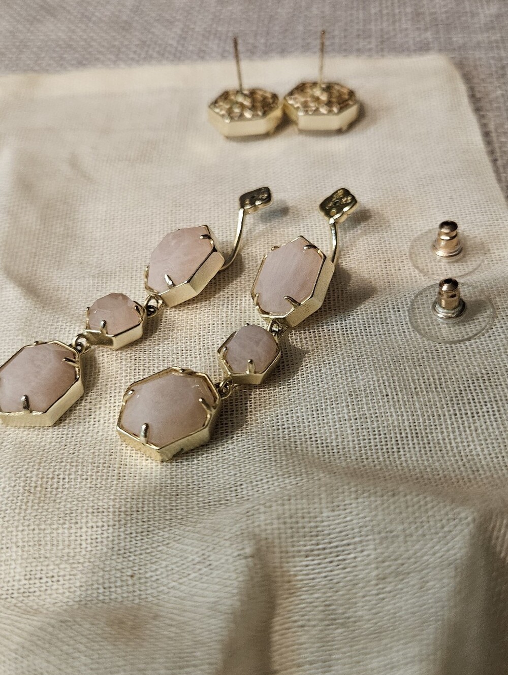 Kendra Scott Color Bar Ruthie Earrings - Picture 6 of 6